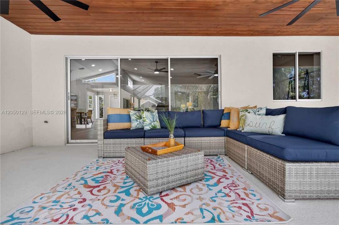 For Sale: $1,150,000 (5 beds, 4 baths, 3497 Square Feet)