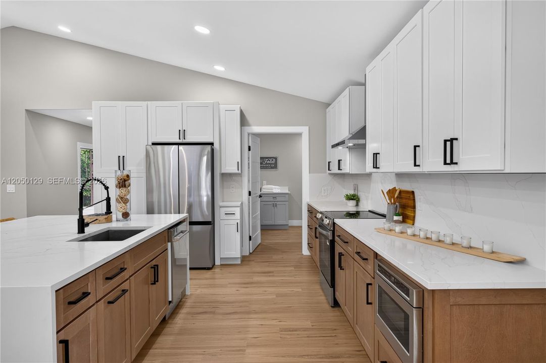For Sale: $1,150,000 (5 beds, 4 baths, 3497 Square Feet)