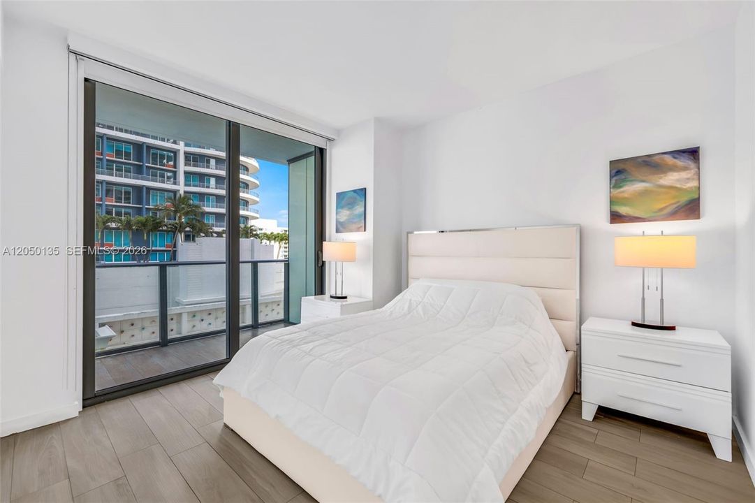 For Rent: $3,800 (1 beds, 1 baths, 649 Square Feet)