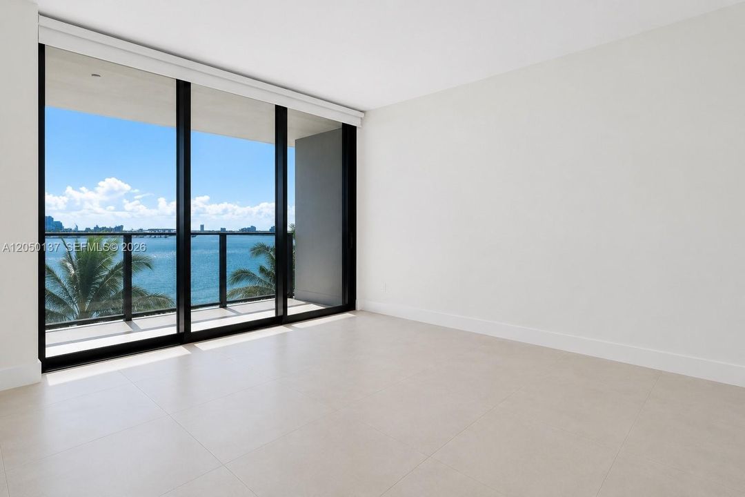 For Sale: $1,750,000 (3 beds, 3 baths, 1634 Square Feet)