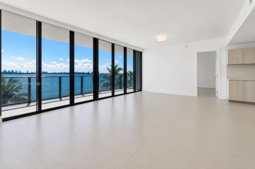 For Sale: $1,750,000 (3 beds, 3 baths, 1634 Square Feet)