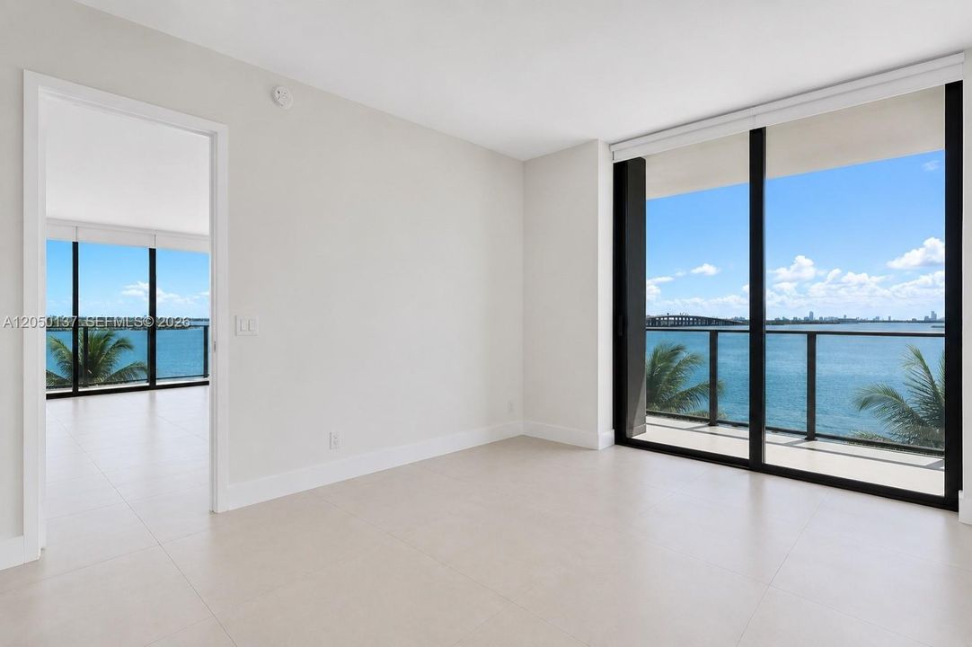 For Sale: $1,750,000 (3 beds, 3 baths, 1634 Square Feet)