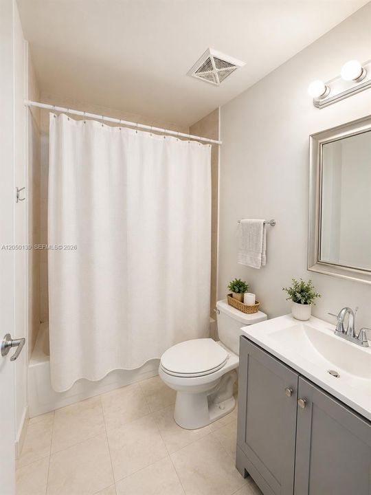 For Rent: $2,750 (1 beds, 1 baths, 705 Square Feet)