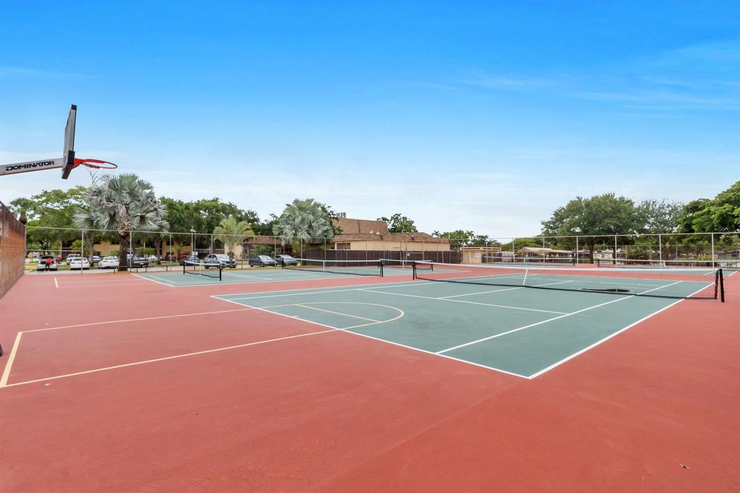 Pickleball, Tennis and Basketball Courts