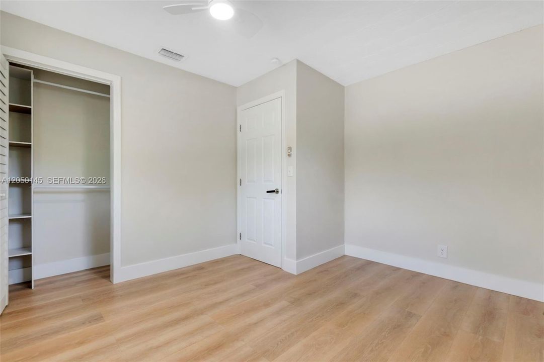В аренду: $2,950 (3 спален, 2 ванн, 2024 Квадратных фут)