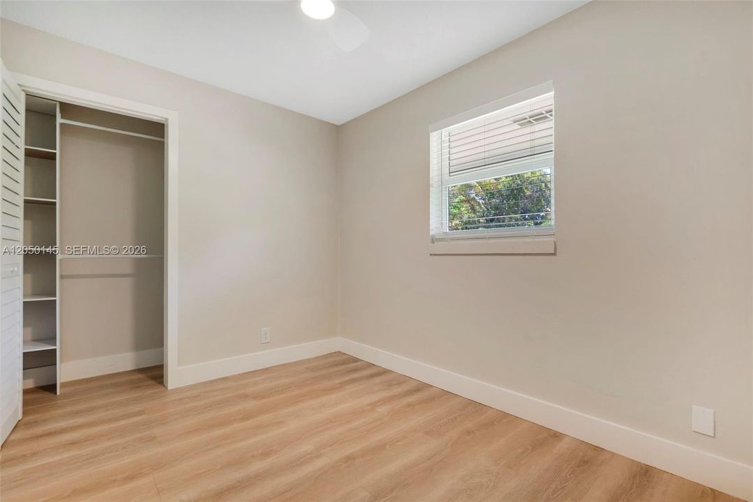 В аренду: $2,950 (3 спален, 2 ванн, 2024 Квадратных фут)