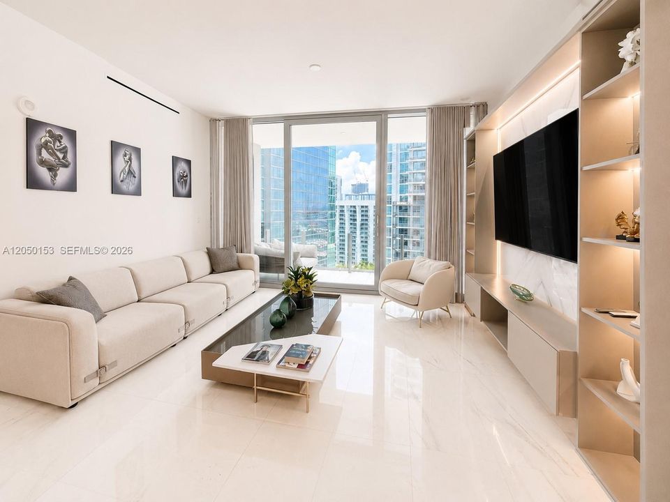 For Sale: $2,565,000 (2 beds, 2 baths, 1437 Square Feet)