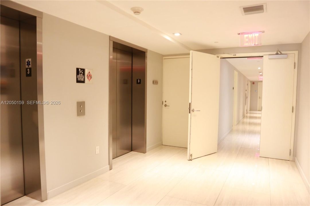 En Venta: $400,000 (1 camas, 1 baños, 596 Pies cuadrados)
