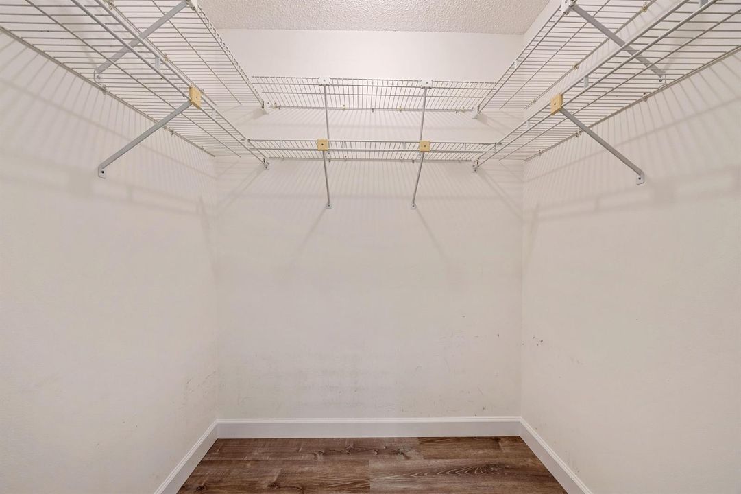 Walk-in Closet