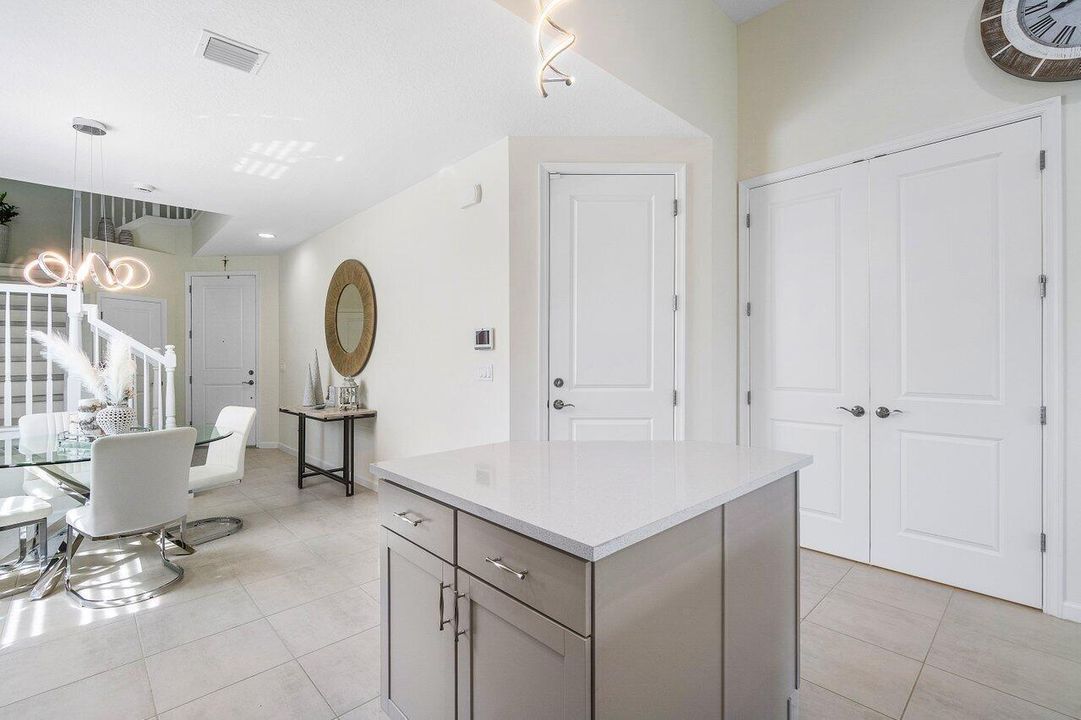 007-5160WillowCreekDrive-Westlake-FL-334