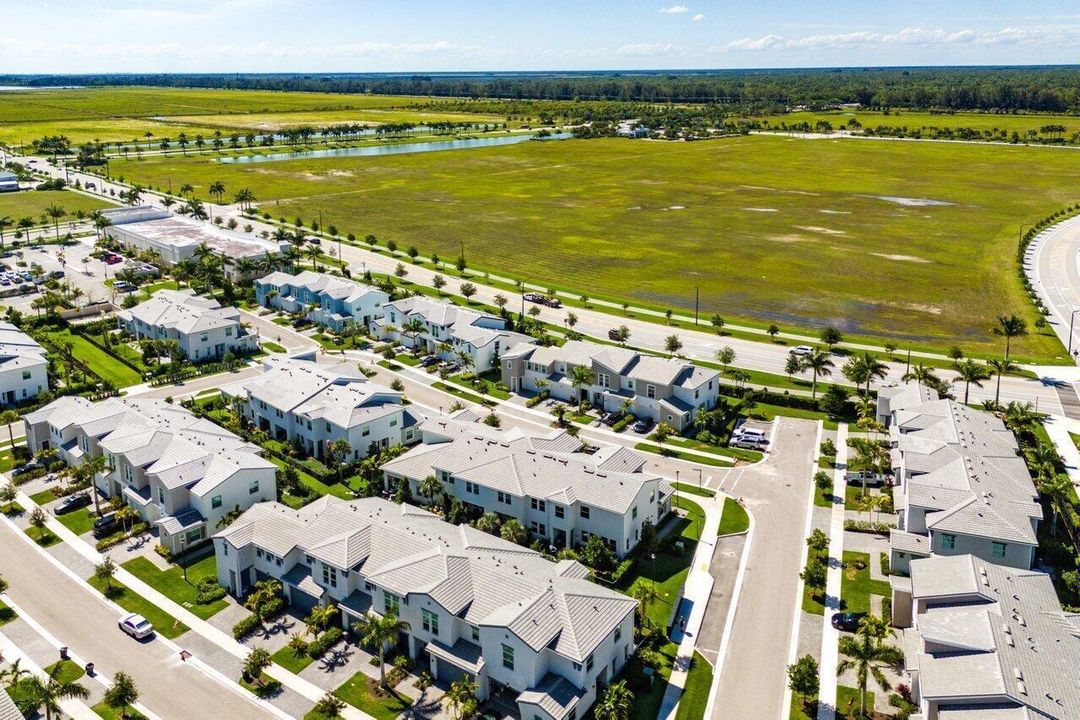 041-5160WillowCreekDrive-Westlake-FL-334