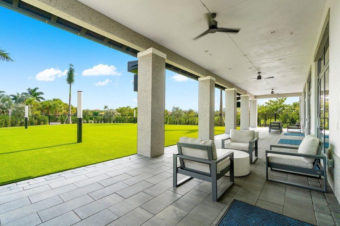 070-5160WillowCreekDrive-Westlake-FL-334