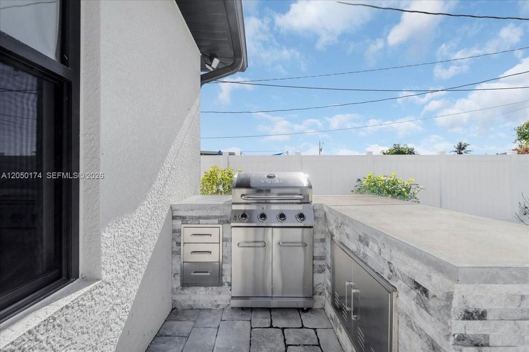 На продажу: $479,000 (3 спален, 2 ванн, 1772 Квадратных фут)