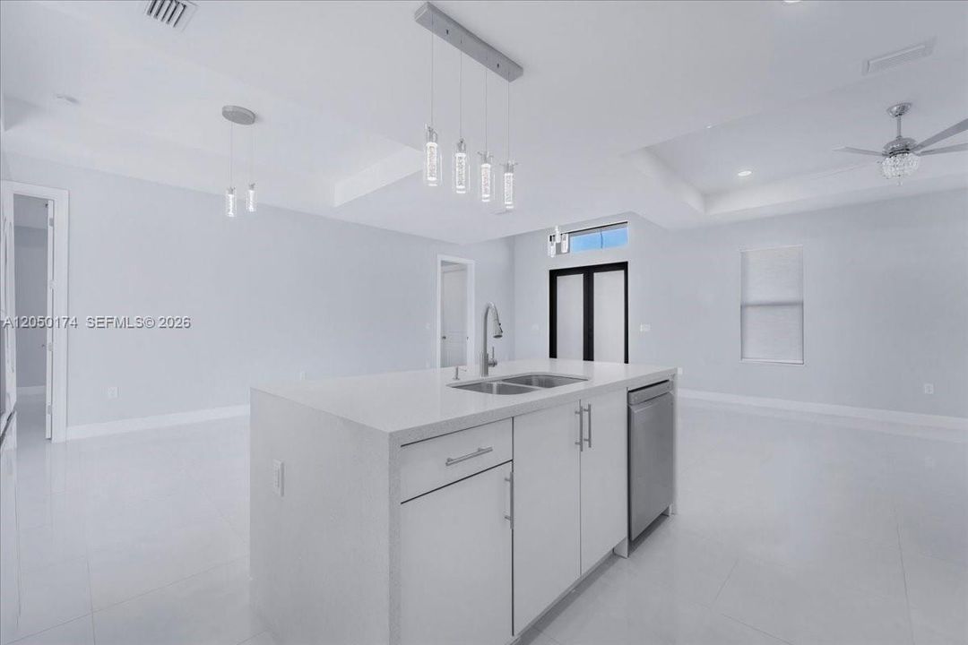 На продажу: $479,000 (3 спален, 2 ванн, 1772 Квадратных фут)