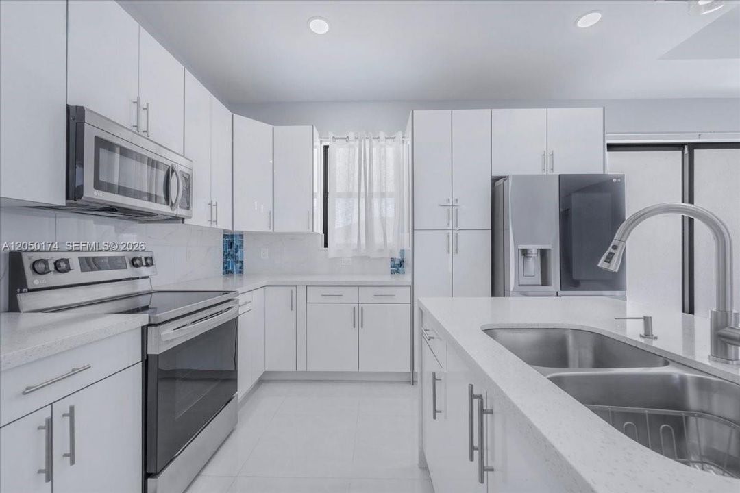 На продажу: $479,000 (3 спален, 2 ванн, 1772 Квадратных фут)