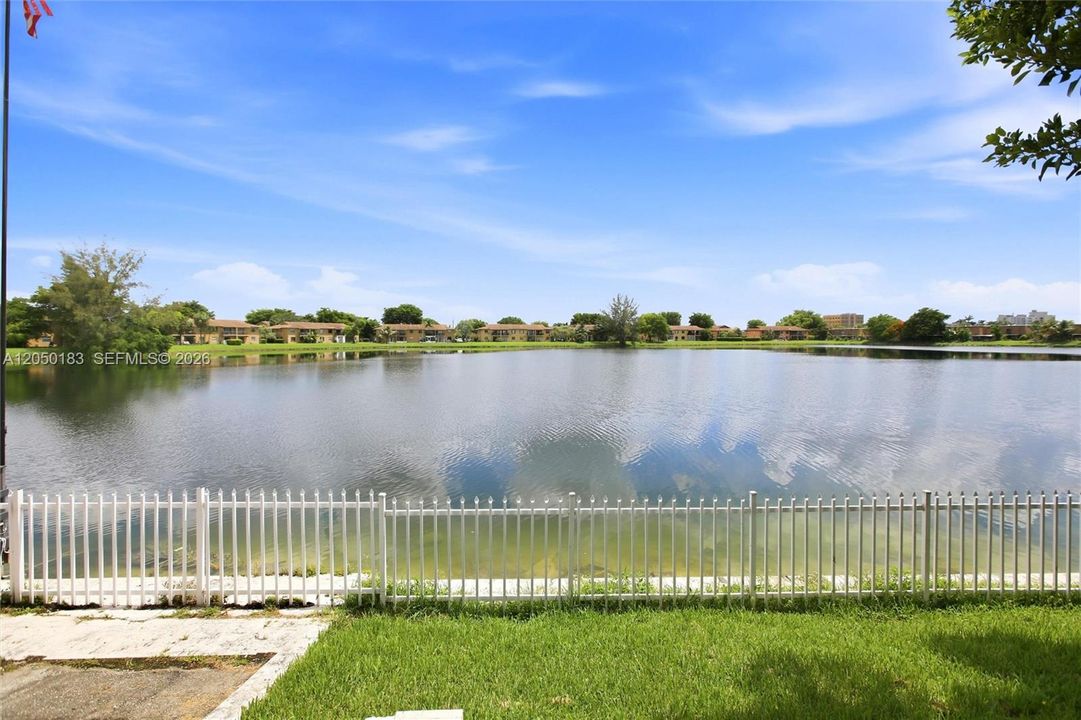 For Sale: $499,900 (3 beds, 2 baths, 1170 Square Feet)