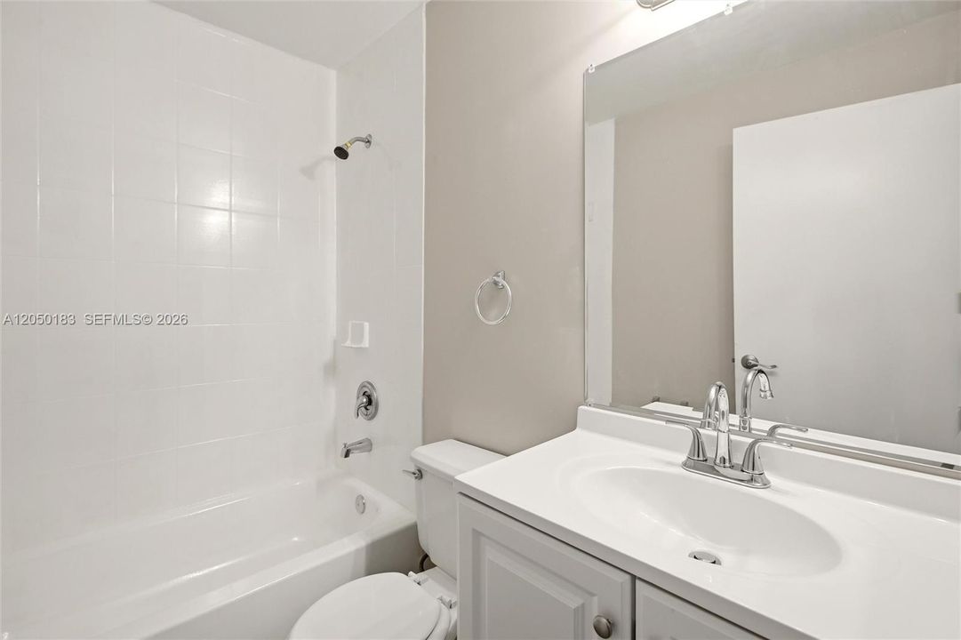 For Sale: $499,900 (3 beds, 2 baths, 1170 Square Feet)