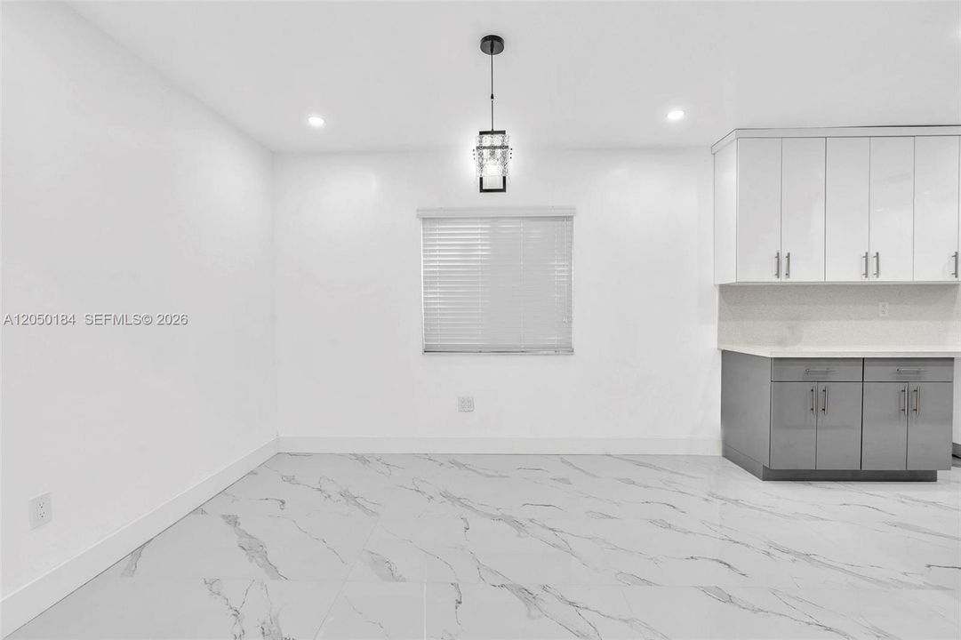 For Rent: $4,000 (3 beds, 2 baths, 1530 Square Feet)