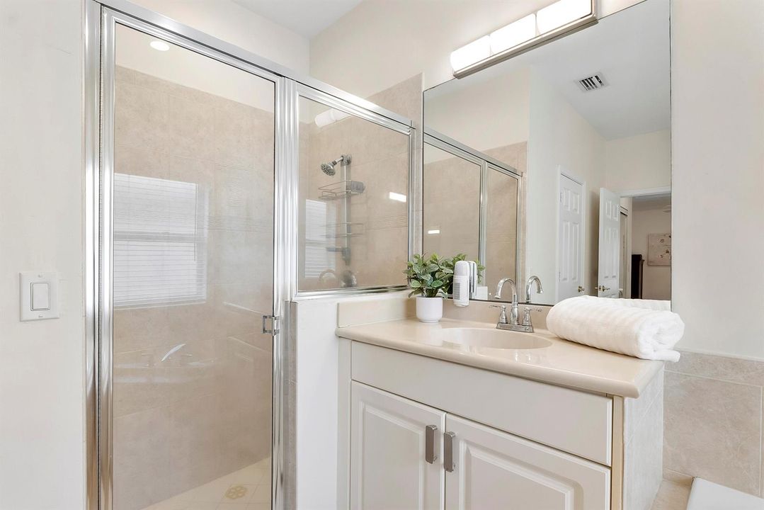 10997 Nw 61st Ct_038