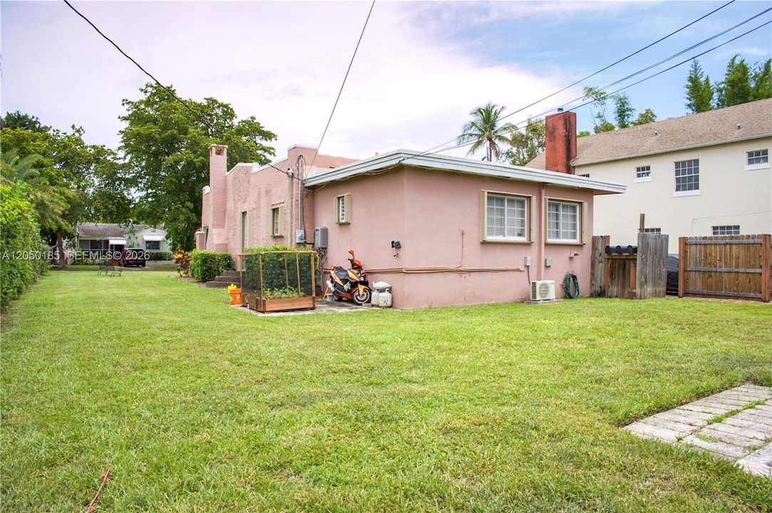 For Sale: $1,099,000 (0 beds, 0 baths, 3954 Square Feet)
