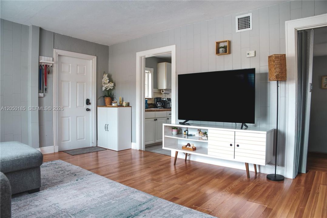 For Sale: $1,099,000 (0 beds, 0 baths, 3954 Square Feet)