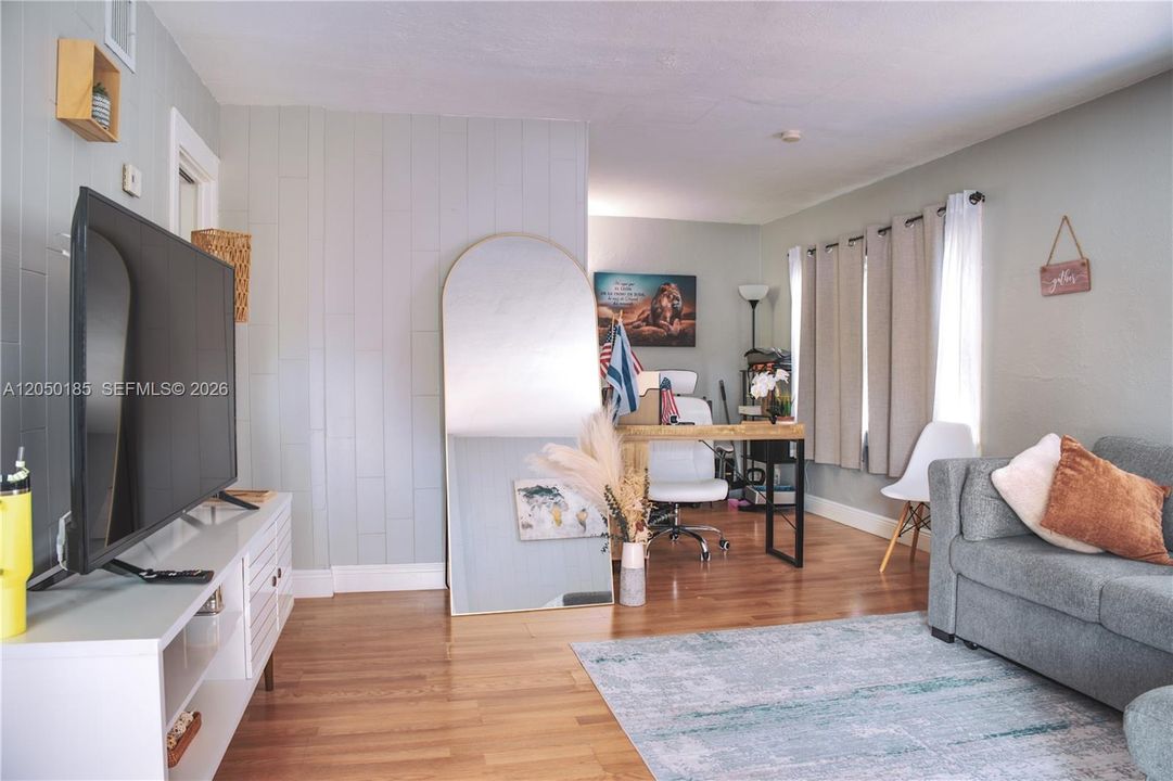 For Sale: $1,099,000 (0 beds, 0 baths, 3954 Square Feet)
