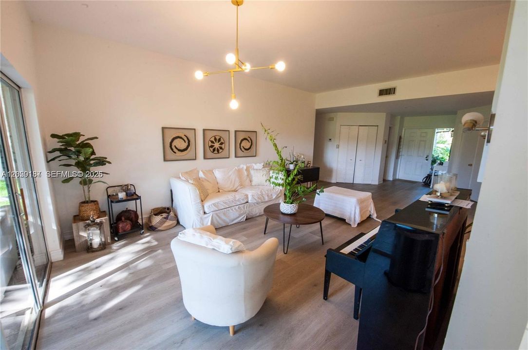 For Sale: $590,000 (4 beds, 2 baths, 2102 Square Feet)