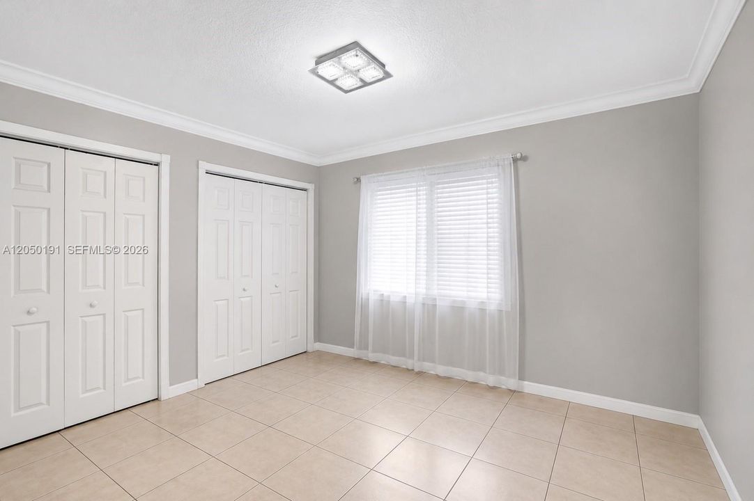 For Sale: $600,000 (4 beds, 2 baths, 1572 Square Feet)