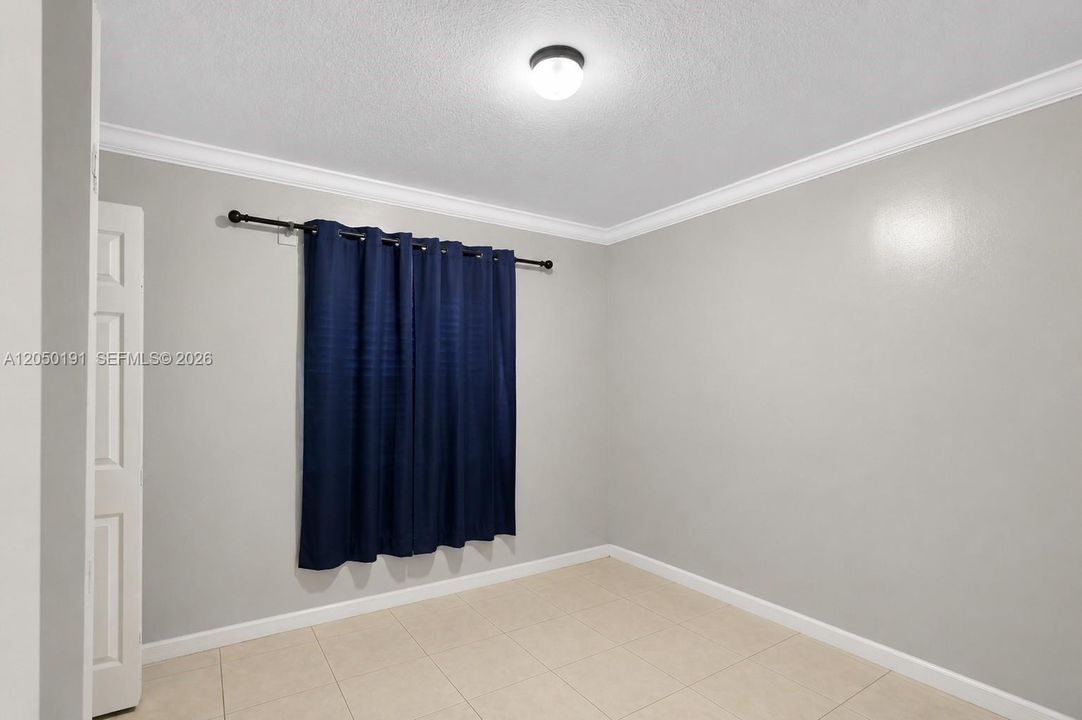 For Sale: $600,000 (4 beds, 2 baths, 1572 Square Feet)