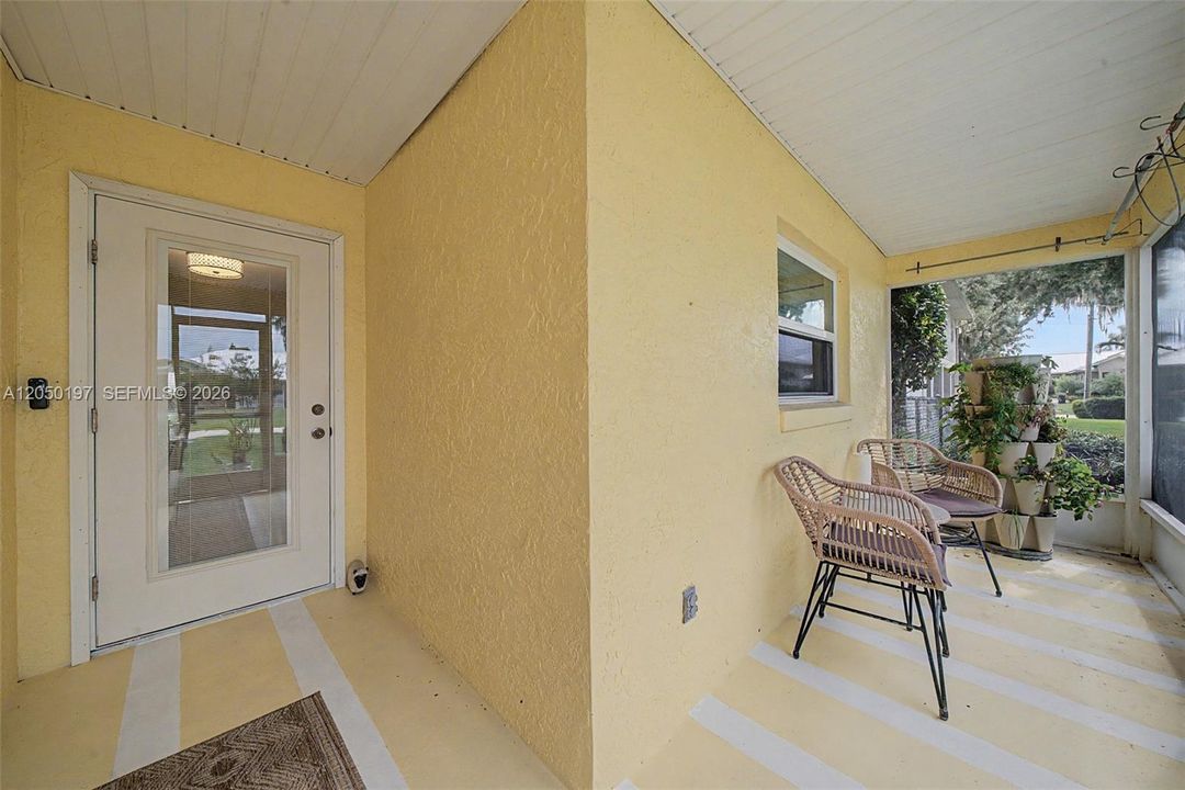 Front screened porch 11x15