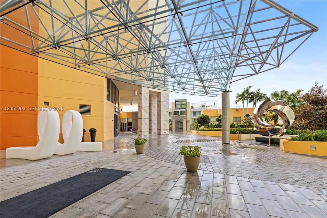For Sale: $3,990,000 (3 beds, 4 baths, 2250 Square Feet)