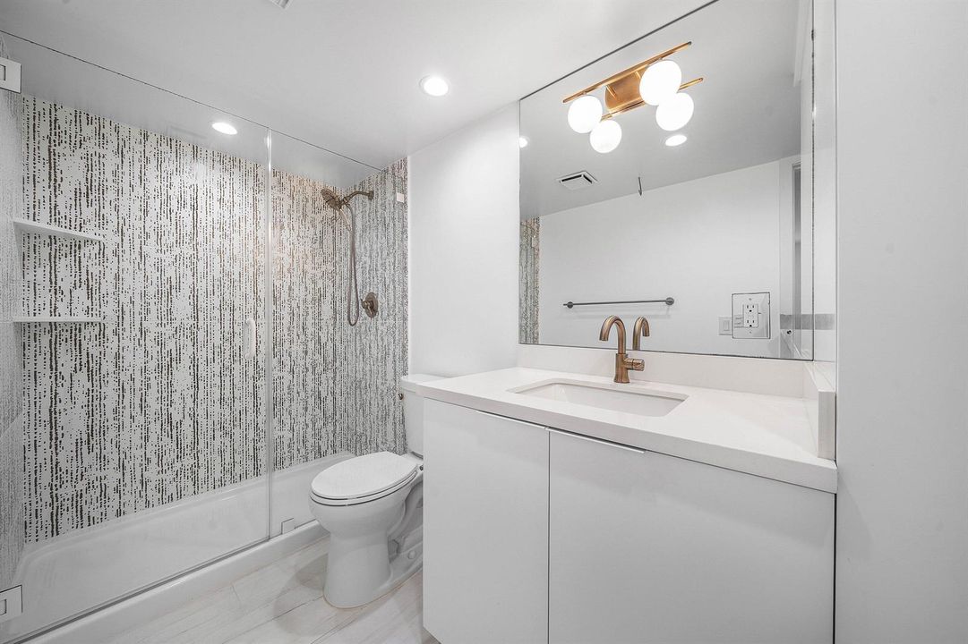 023-330Southeast20thAvenue-408-Deerfield