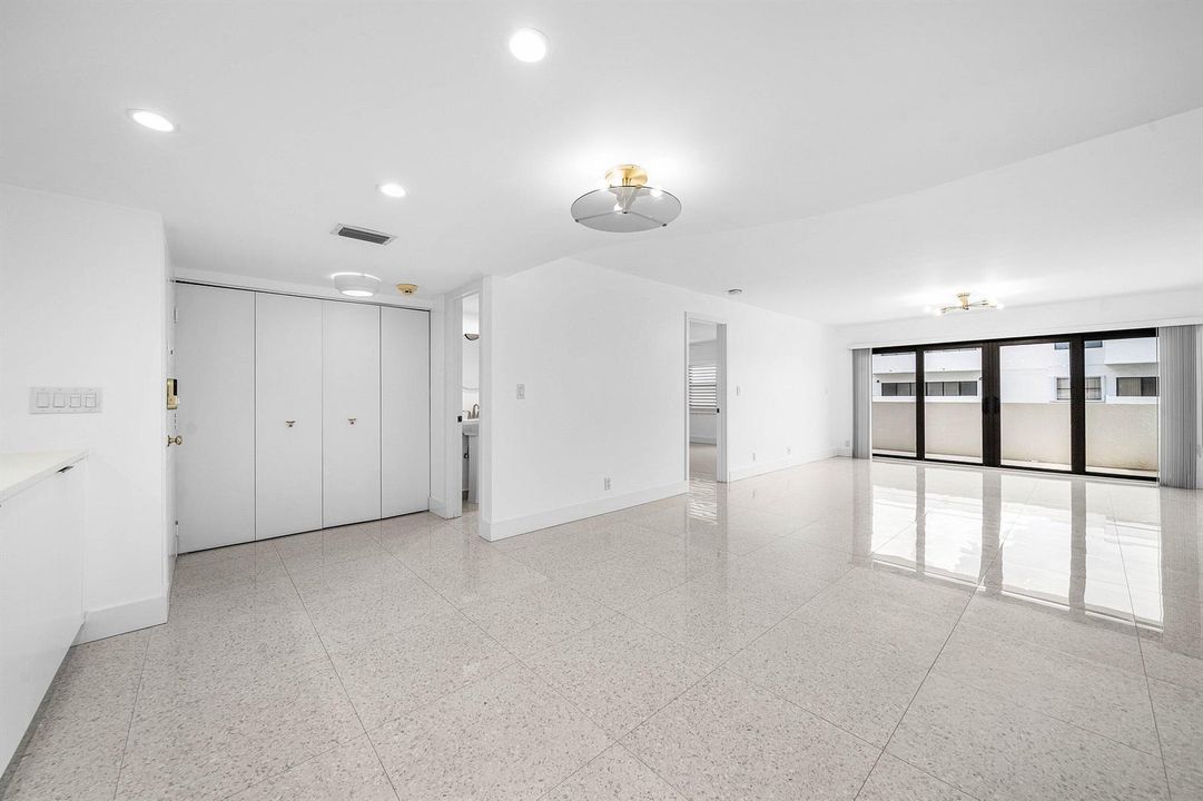 005-330Southeast20thAvenue-408-Deerfield