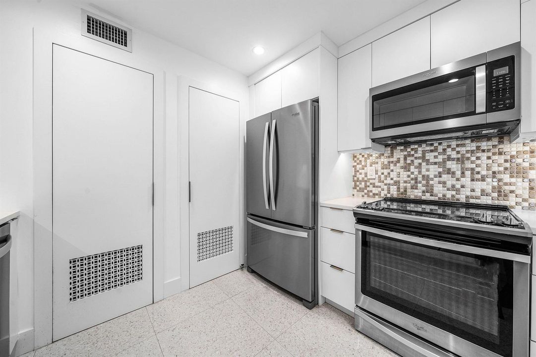 012-330Southeast20thAvenue-408-Deerfield