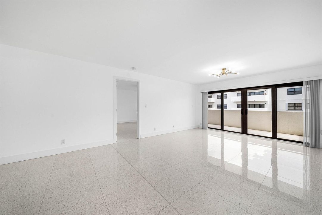 009-330Southeast20thAvenue-408-Deerfield