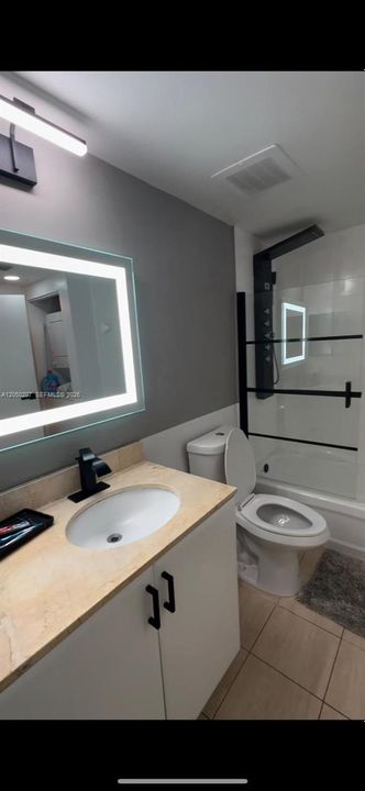 For Rent: $2,800 (1 beds, 1 baths, 825 Square Feet)