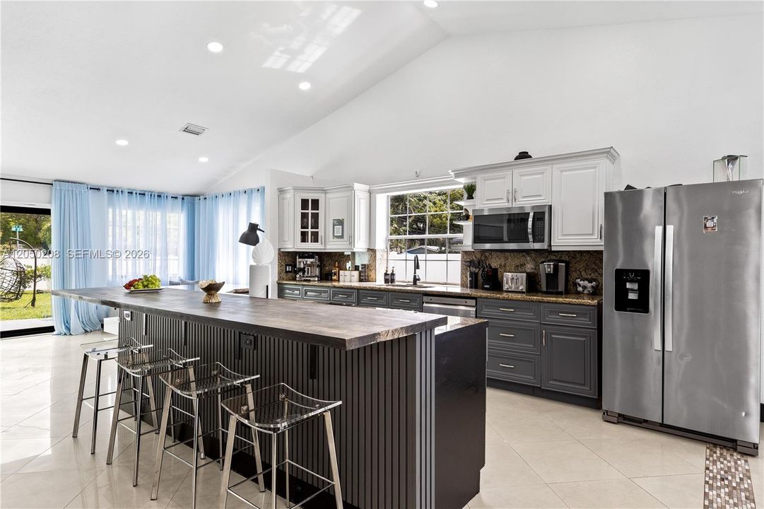 For Rent: $5,500 (4 beds, 2 baths, 2250 Square Feet)