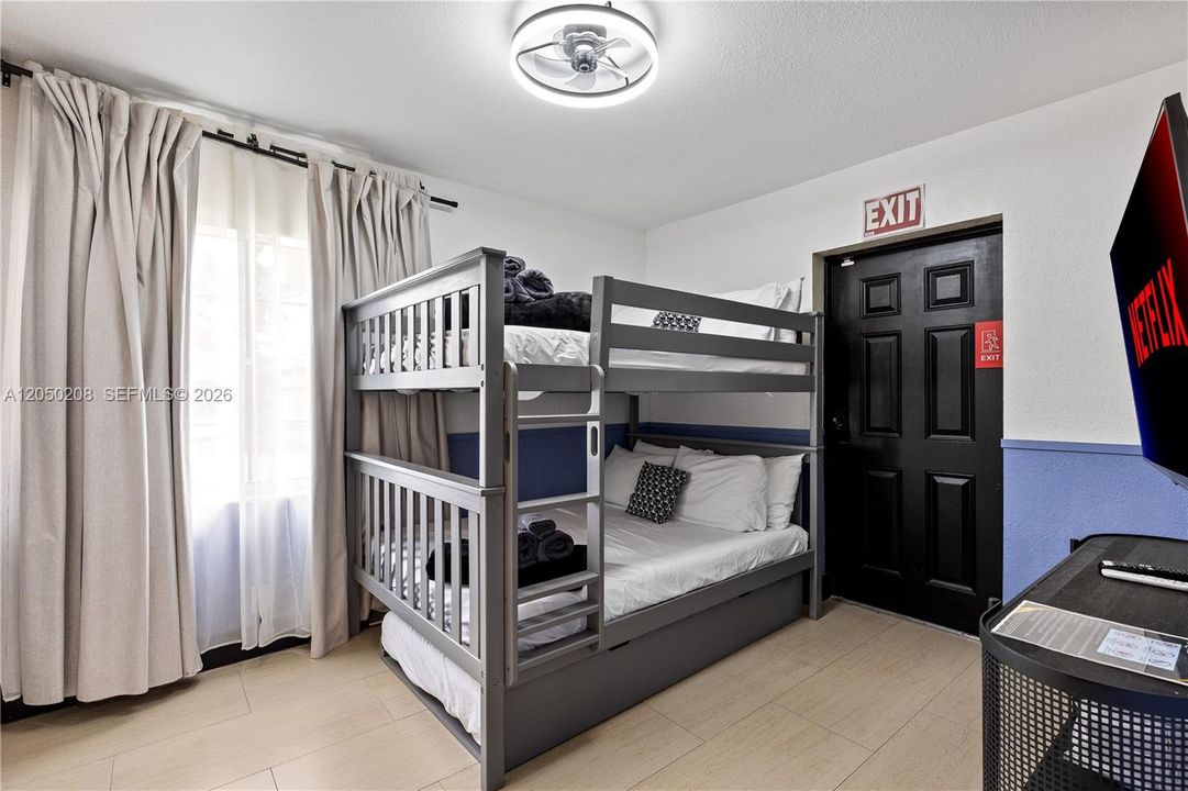 For Rent: $5,500 (4 beds, 2 baths, 2250 Square Feet)
