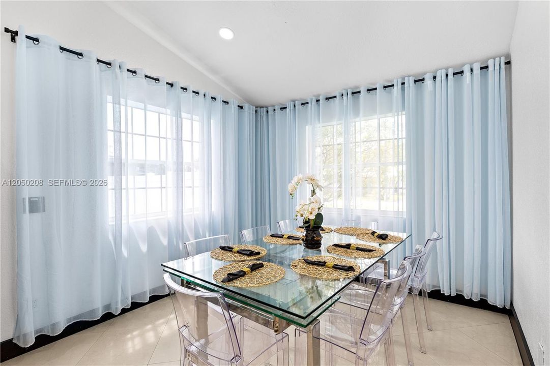 For Rent: $5,500 (4 beds, 2 baths, 2250 Square Feet)