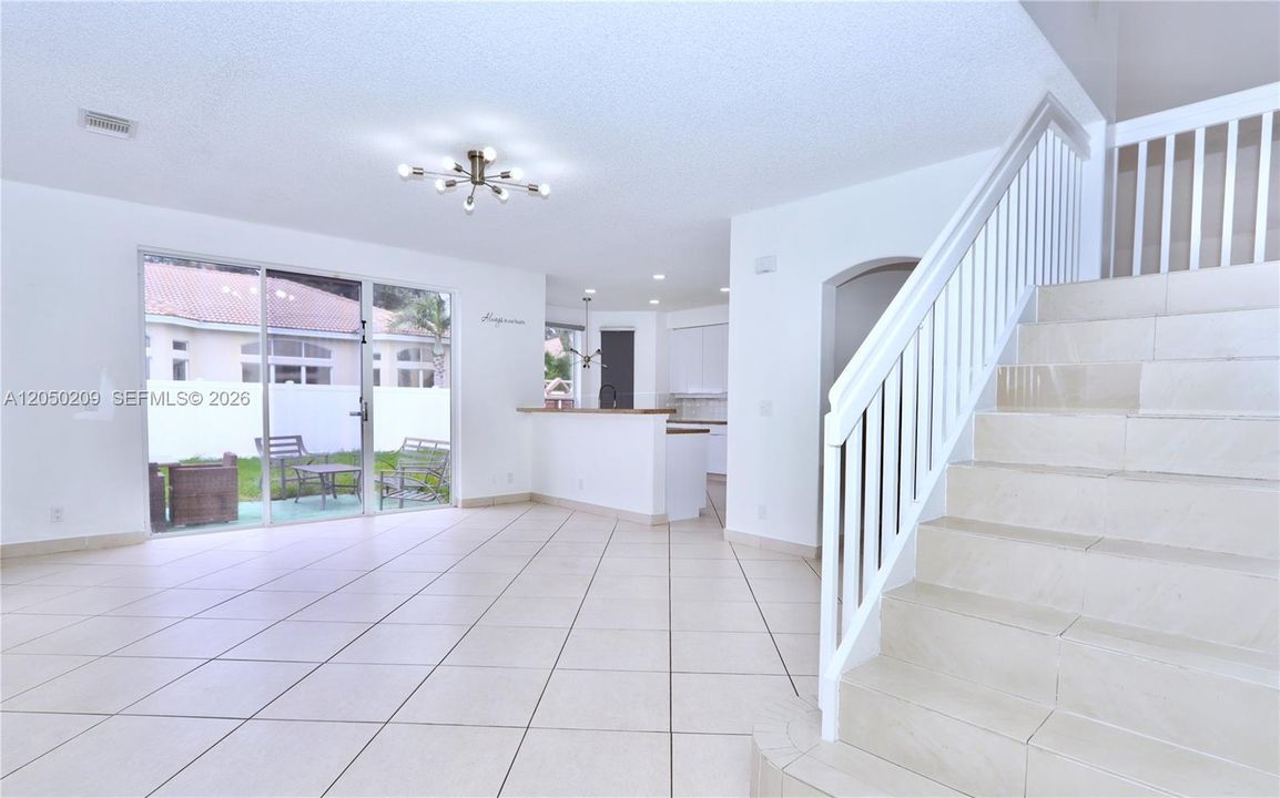 For Sale: $1,200,000 (5 beds, 3 baths, 2896 Square Feet)