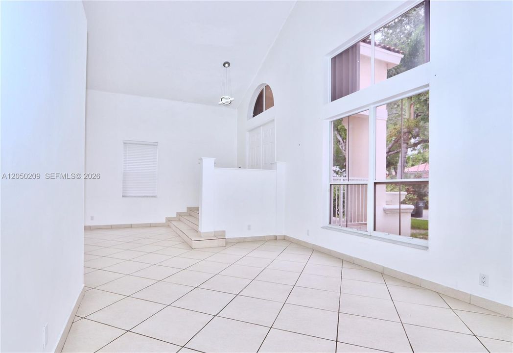 For Sale: $1,200,000 (5 beds, 3 baths, 2896 Square Feet)