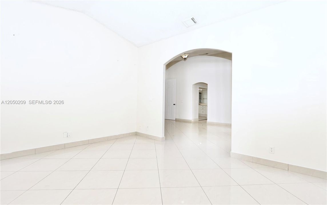 For Sale: $1,200,000 (5 beds, 3 baths, 2896 Square Feet)