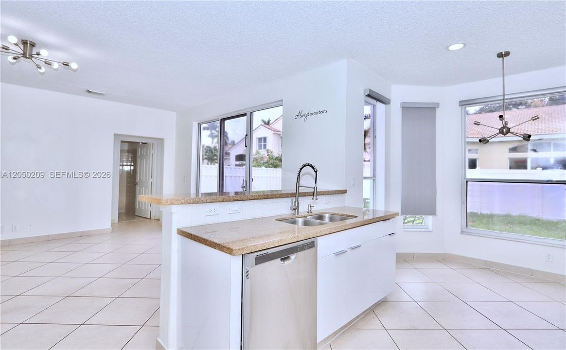 For Sale: $1,200,000 (5 beds, 3 baths, 2896 Square Feet)