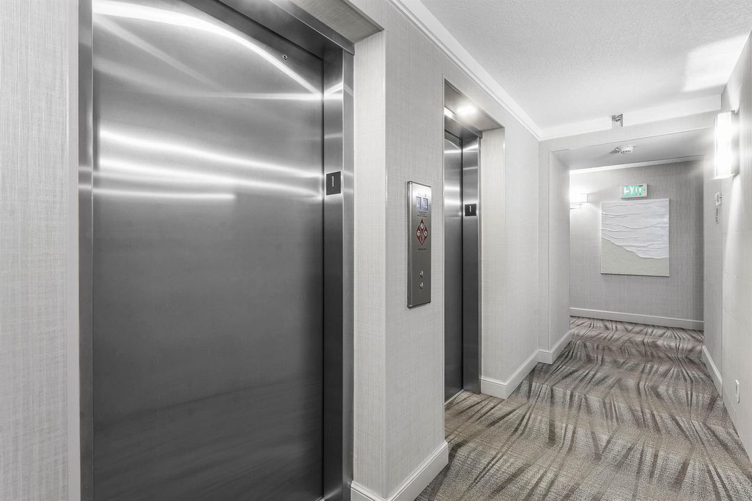 004-5540NorthOceanDrive-1C-RivieraBeach-