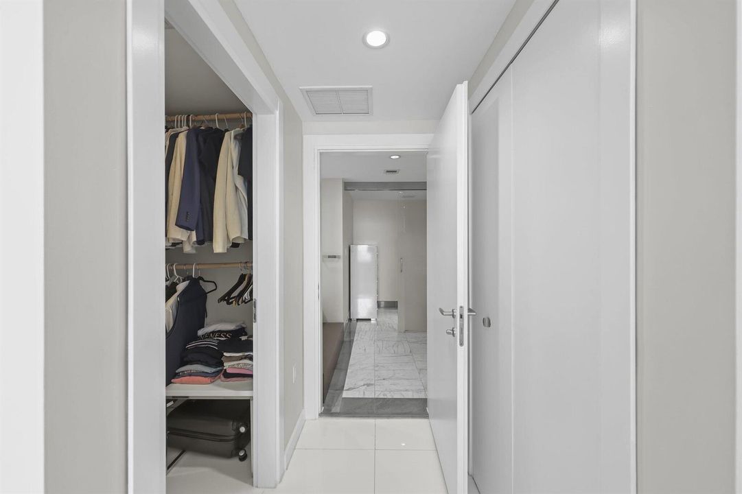 Walk-In and linear closet