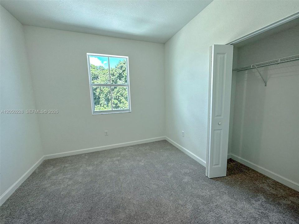 For Rent: $2,300 (3 beds, 2 baths, 1612 Square Feet)