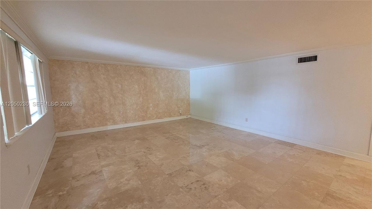For Rent: $2,400 (2 beds, 2 baths, 1224 Square Feet)