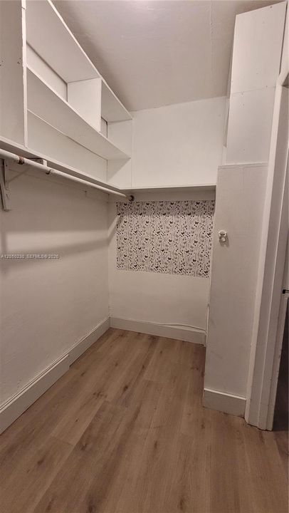 For Rent: $2,400 (2 beds, 2 baths, 1224 Square Feet)