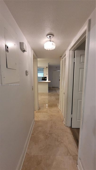For Rent: $2,400 (2 beds, 2 baths, 1224 Square Feet)