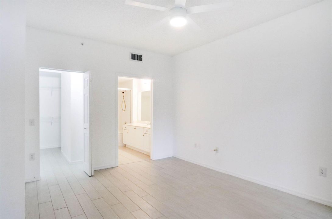 Master Bedroom-2